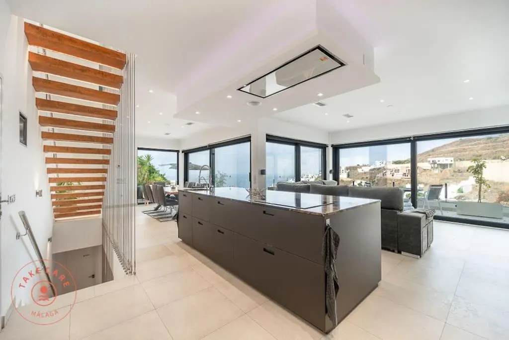 Luxury Seaview Villa Jensen - Tcm Torrox 0*,  Spain